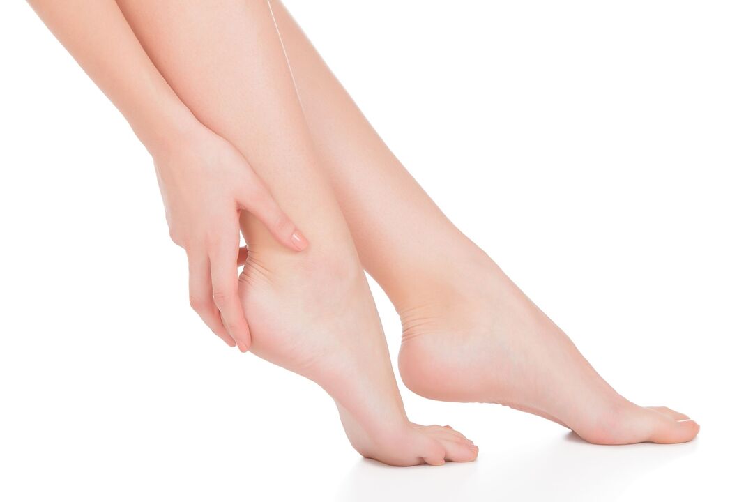 Healthy wings and legs after treatment of fungi with zene cream zxcvbnmqwort